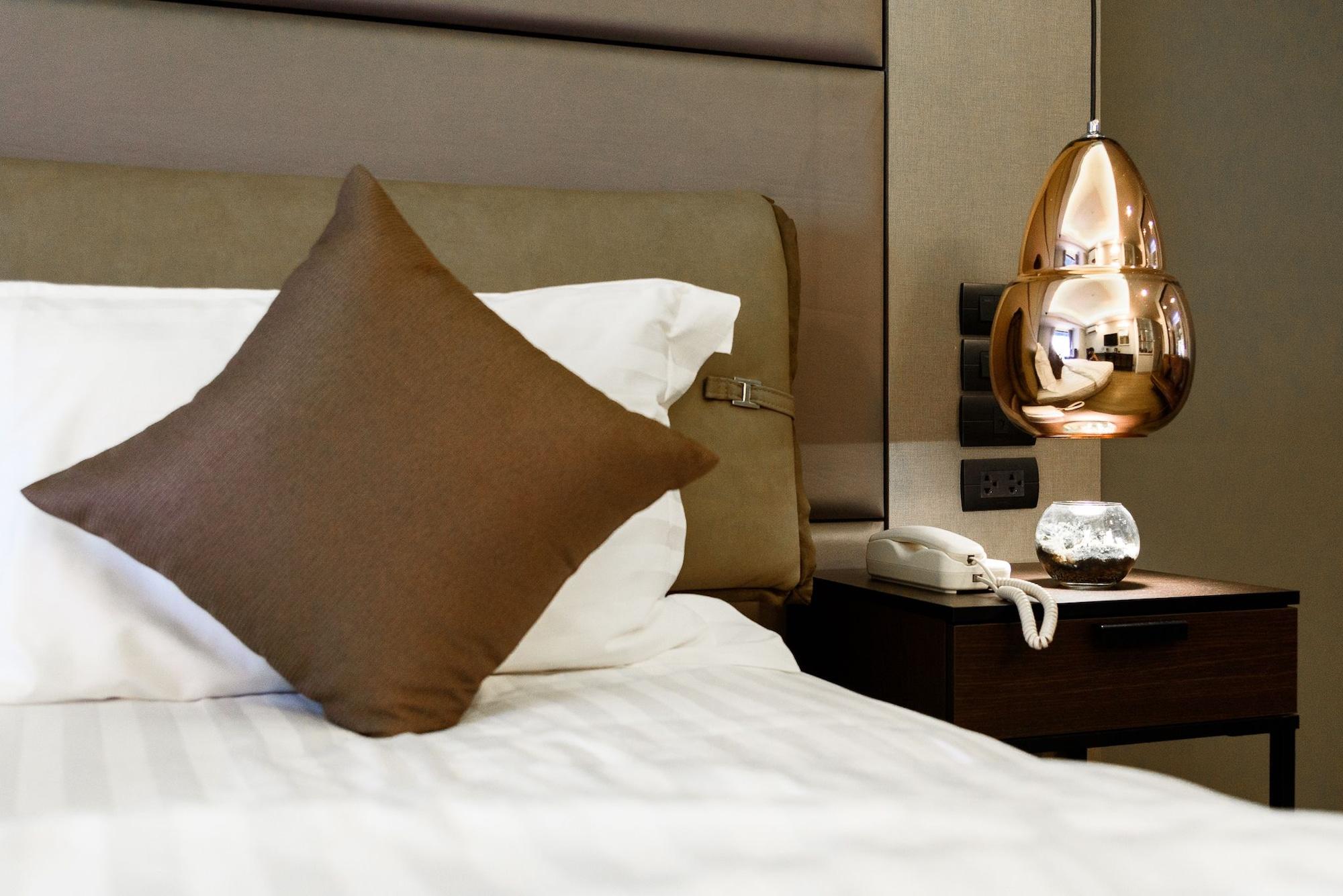 Hotel The Connex Asoke Bangkok Esterno foto